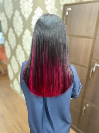 カラー masa ディレクターのヘアスタイル