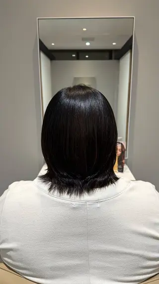 ミディアム 残間 美月のヘアスタイル