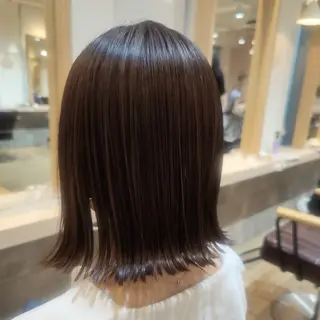 ミディアム カラー 山﨑 千尋のヘアスタイル
