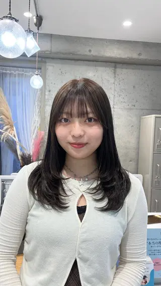 セミロング 🫧伊東　美優🫧 レイヤーカット⭐︎のヘアスタイル