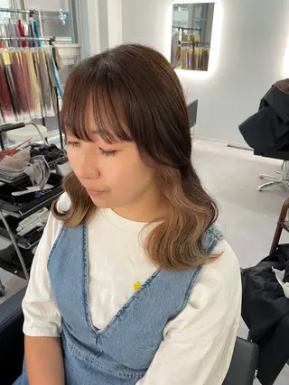 セミロング カラー Cielro/ダブル カラー/西田咲希のヘアスタイル