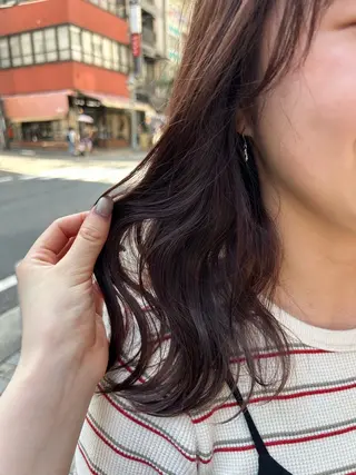 ミディアム 瀬川 夏緒のヘアスタイル
