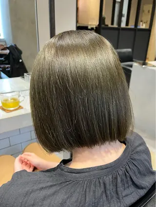 ショート カラー いとう りょうたのヘアスタイル