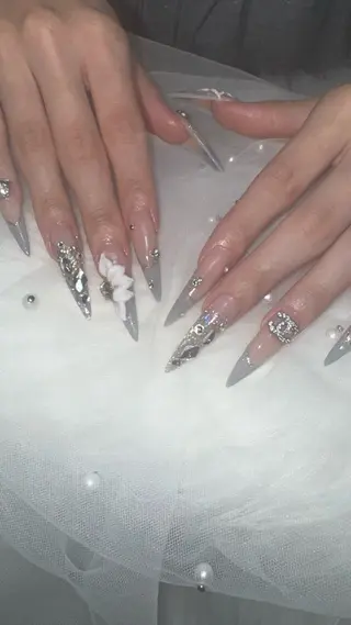 ネイル Feel ‪‪☺︎‬Yuriaのネイルデザイン