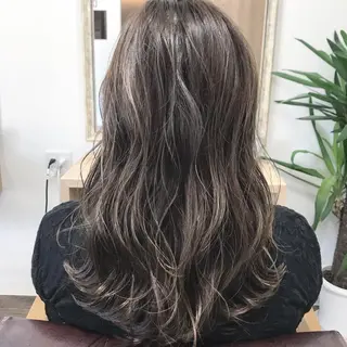ロング カラー 土屋 貴章のヘアスタイル