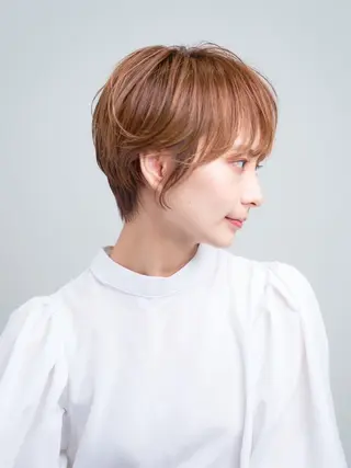 ショート 高橋 晴のヘアスタイル