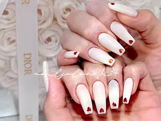 ネイル ✨Nailsalon Vi+✨のネイルデザイン