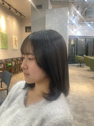 ミディアム ヘアアレンジ 久貝 莉子のヘアスタイル
