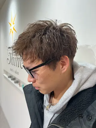 ショート カラー パーマ 【店長】メンズ職人 短髪　ハイトーン🔥のヘアスタイル