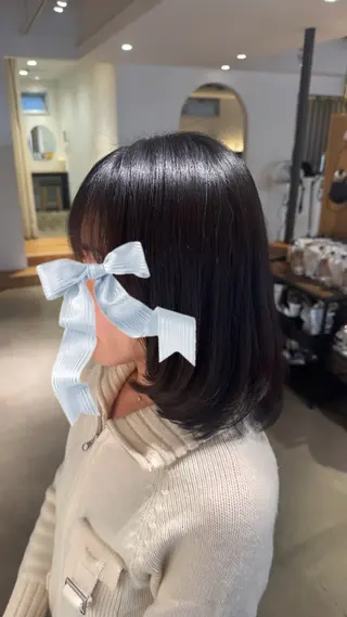 ミディアム 山根 里緒のヘアスタイル