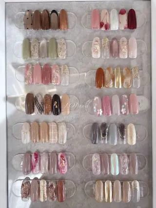 ネイル LOI nail monaのネイルデザイン