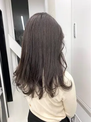 セミロング カラー Unami MIHA☘️*゜のヘアスタイル