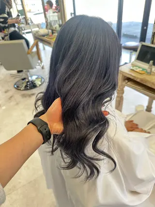 ロング 野上 麗のヘアスタイル
