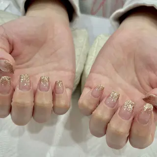 ネイル アンリッシュ新宿東口 小泉のネイルデザイン