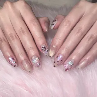 ネイル RIEKO🍒 ワンホン♡推しネイルのネイルデザイン