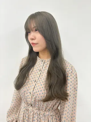 ロング カラー 髪質改善🩰透明感カ ラー🎀hinanoのヘアスタイル