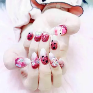 ネイル MoonNail ユリ🌸のネイルデザイン