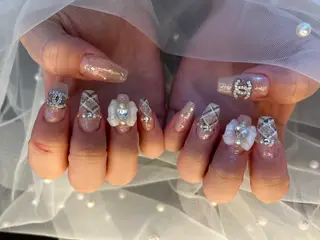 ネイル ✴︎ Delightのネイルデザイン