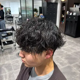メンズ 🪽直毛男子の救世主 🪽フェザーパーマのヘアスタイル