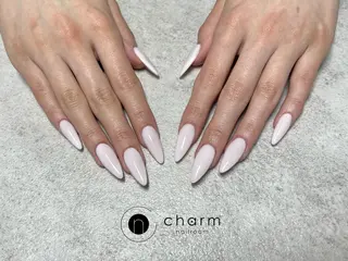 ネイル ネイルルーム チャームのネイルデザイン