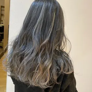 ロング カラー 井手 孔介のヘアスタイル