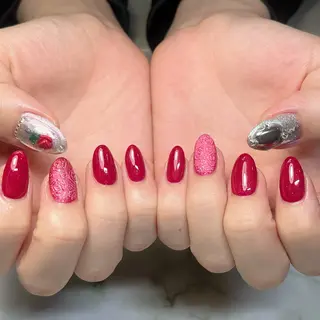 ネイル RuxuryNail ／RiAnnaのネイルデザイン
