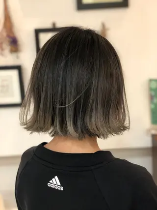 ミディアム カラー 似合わせカットカラー 🌿つじおかるみのヘアスタイル