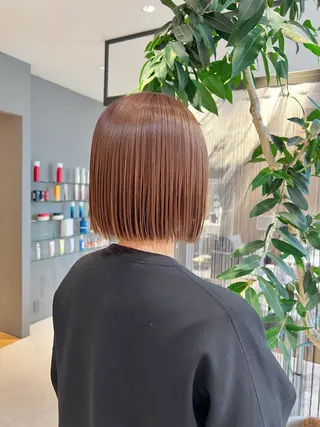 ショート カラー 海外レイヤー/ 梅田美容室のヘアスタイル