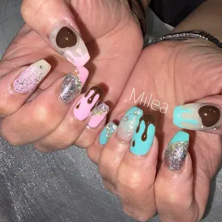 ネイル Milea🩵 Sayaka🪩のネイルデザイン