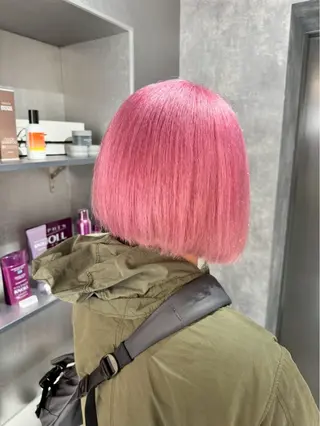 ミディアム カラー 🌈推し活ハイトーン 💫荒川結星のヘアスタイル