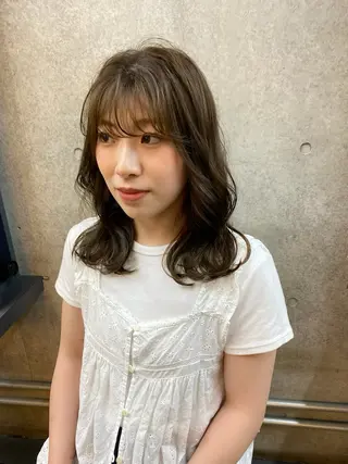 カラー ハセガワ レナのヘアスタイル