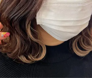 カラー 吉野 瑳桜のヘアスタイル