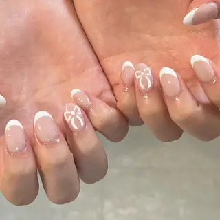 ネイル nailist mana𖤐´-のネイルデザイン