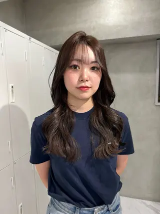 sena⌇ベージュ⌇ ブリーチなしWカラーのヘアスタイル