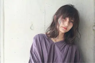 ミディアム カラー コバヤシ リョウのヘアスタイル