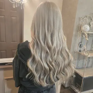 ヘアアレンジ ロング 田井中 悠紀のヘアスタイル