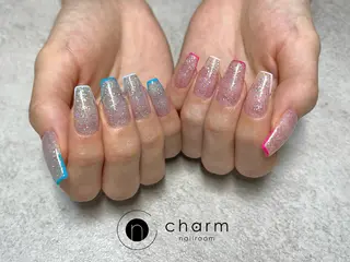 ネイル ネイルルーム チャームのネイルデザイン