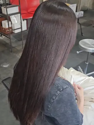 ロング 矢野 伶菜のヘアスタイル