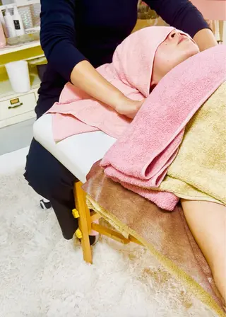 privatesalonHINA所属・小澤 麻美のエステ・リラクイメージ