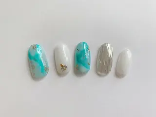 ネイル Nail salon Dejavu 🌿のネイルデザイン