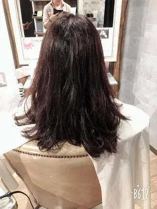 セミロング 髪質改善 カラーJILLのヘアスタイル