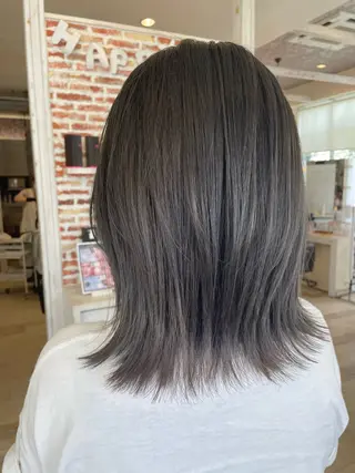 セミロング カラー 東恩納 誠のヘアスタイル