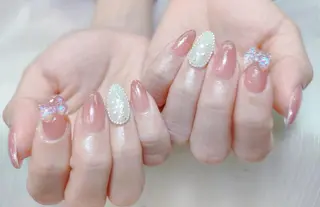 ネイル 小島 阿佑美のネイルデザイン