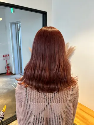ミディアム カラー KOTOMI .のヘアスタイル