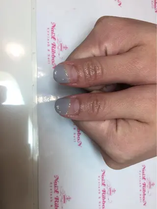 ネイル ネイルリボン 受付スタッフのネイルデザイン