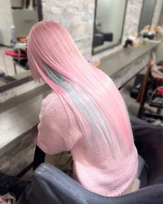 ロング カラー ハイトーンエクステ 🎩カズキ🎩のヘアスタイル