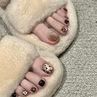 ネイル queensnail 🧸mikaのネイルデザイン