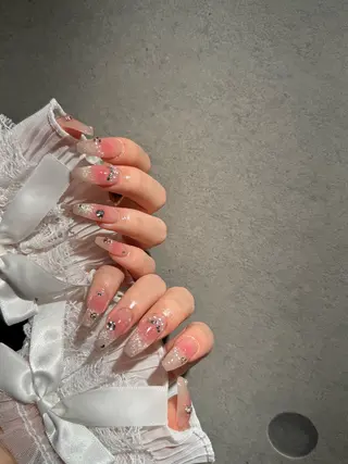 ネイル I-nailロング /ワンホン/キラキラのネイルデザイン