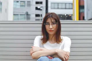 セミロング さの あやねのヘアスタイル