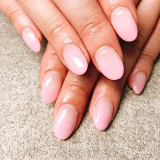 ネイル 羽瀬 愛美のネイルデザイン